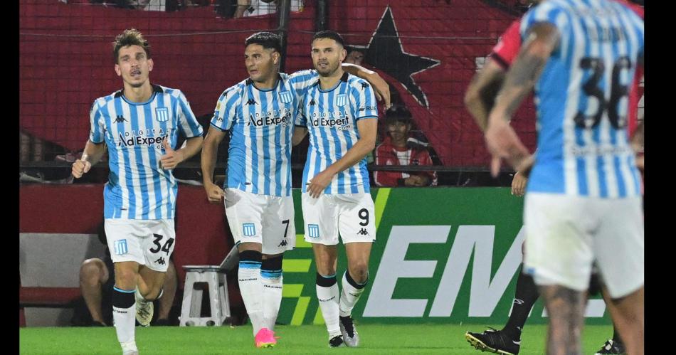 Racing no le dio chances a un Newells que llegaba invicto