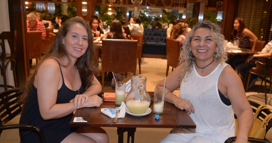 ENCUENTROS PARA CELEBRAR EL AMOR QUE UNE