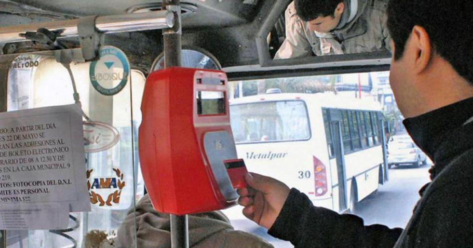 La Banda- Empresarios piden subir el precio del boleto a 1200