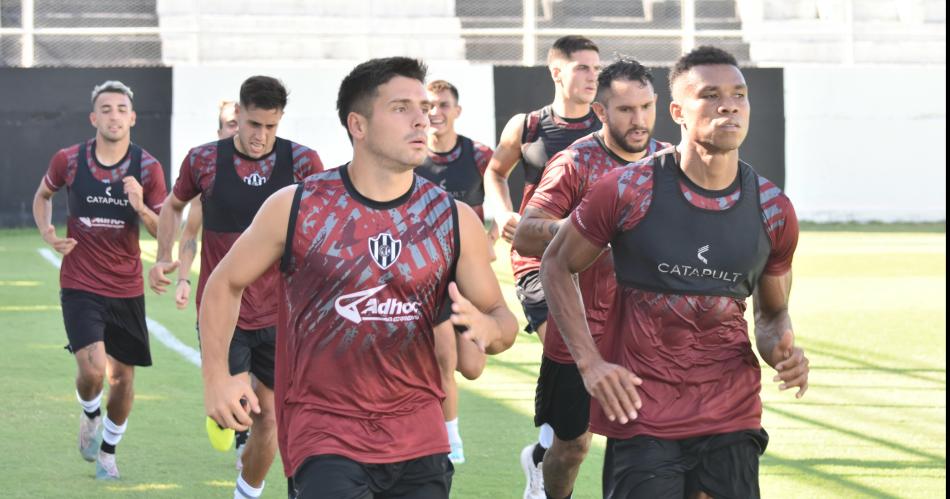 Central Coacuterdoba ganoacute un amistoso ante Guumlemes en el Alfredo Terrera