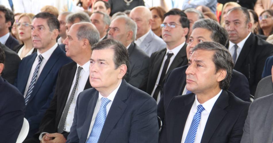 Silva Neder- El gobernador ratificoacute la idea de que el gobierno provincial debe estar hoy maacutes cerca que nunca acompantildeando a la educacioacuten