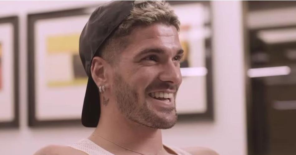 Lanzan traacuteiler de la serie sobre Rodrigo De Paul viviendo su suentildeo 