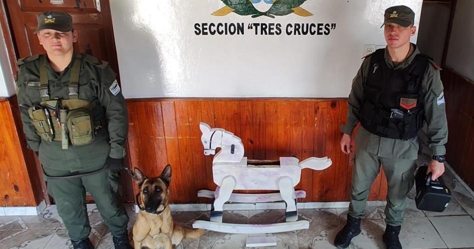 Estilo Troya- rellenaron de cocaiacutena un caballito de madera
