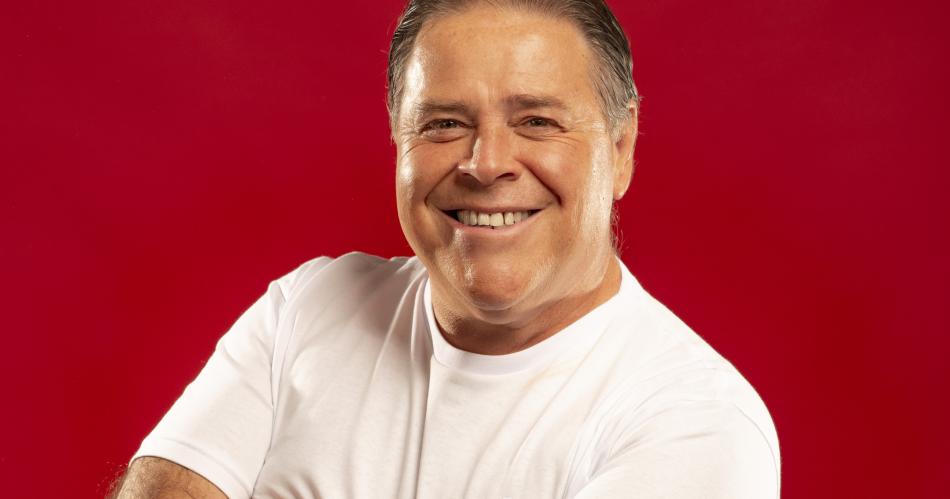 Carna es un sinverguumlenza que se desnuda para conseguir trabajo