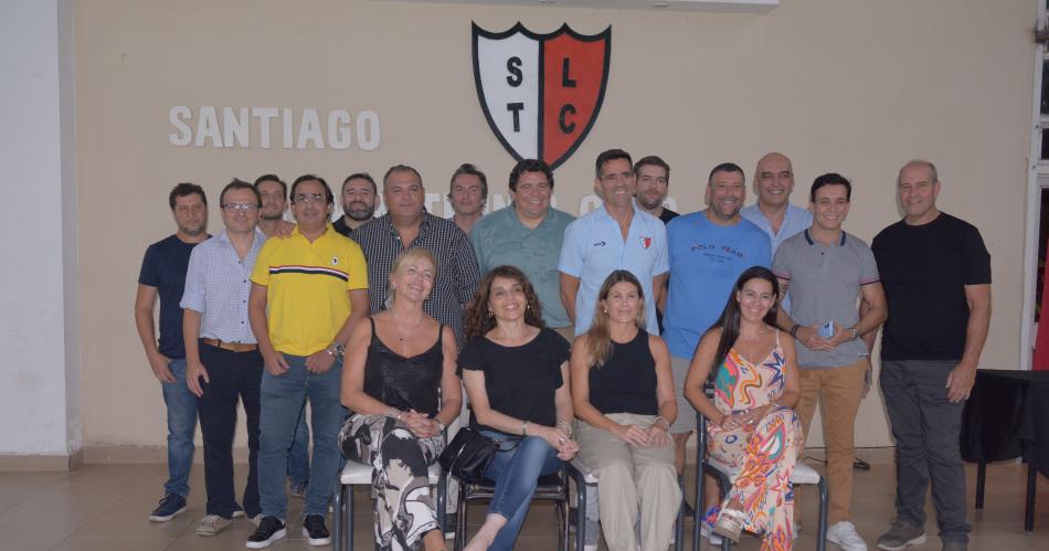 El Dr Adriaacuten Alvarado es el nuevo presidente del Lawn Tennis Club