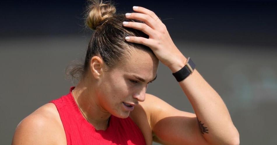 El dramaacutetico momento que vive la nuacutemero 2 del tenis Aryna Sabalenka