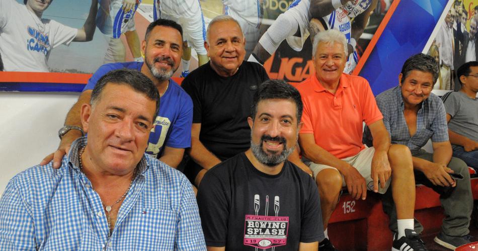 NOCHES DE BAacuteSQUET EN SANTIAGO DEL ESTERO