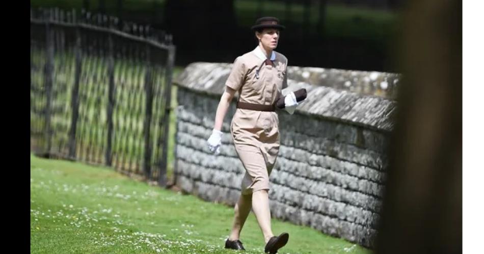 Se reveloacute la fortuna que cobra Mariacutea Teresa Turrioacuten la nintildeera de la princesa Kate