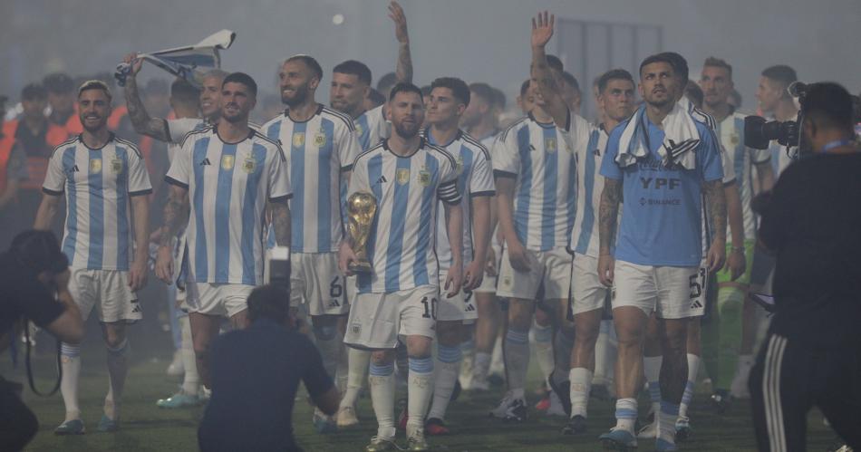 Hace un antildeo la Seleccioacuten Argentina jugaba en Santiago del Estero tras ganar el Mundial