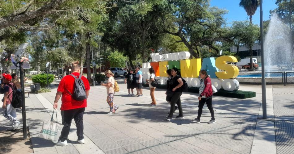 Turistas de todo el paiacutes visitan Las Termas en el fin de semana XXL