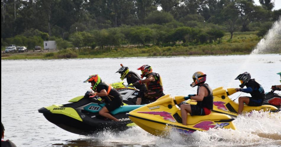 Cierre de lujo del F1 Power Boat en Termas de Riacuteo Hondo