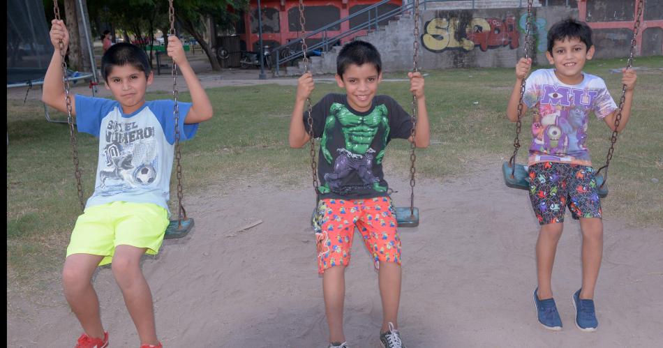 SIEMPRE HAY TIEMPO PARA BUENOS MOMENTOS