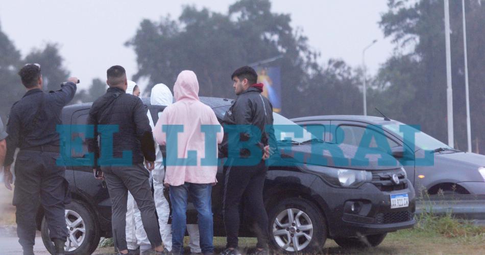 Horror en Bordm Autonomiacutea- hallan a un policiacutea muerto junto a su arma reglamentaria