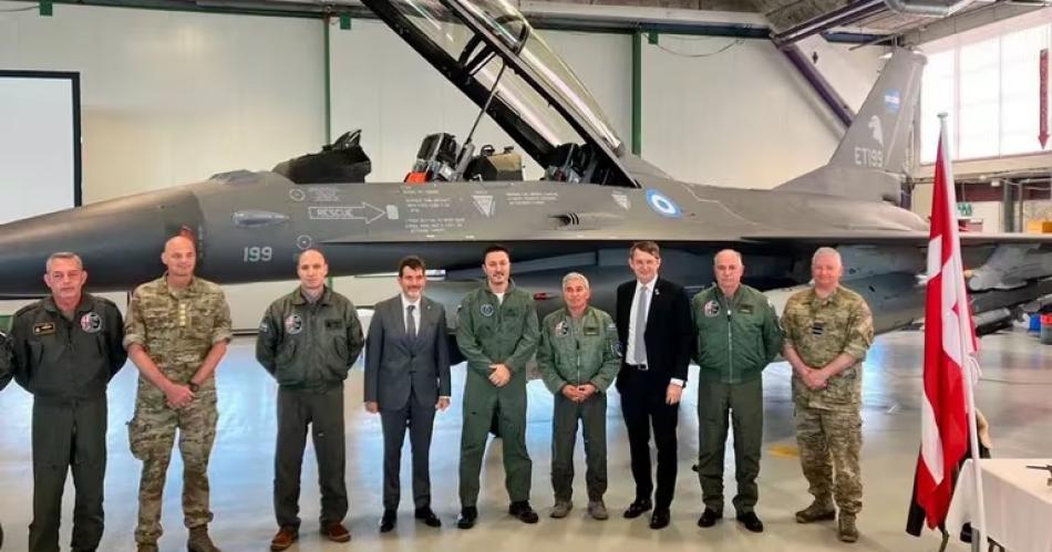 Milei participoacute de manera virtual de la compra de los aviones F-16 en Dinamarca