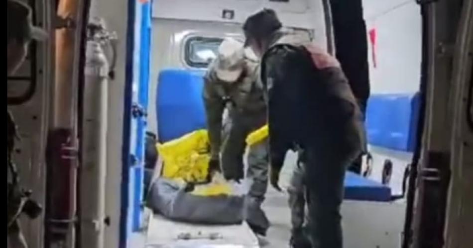 Ambulancia y 135 kg de cocaiacutena con perfume de mujeres narco