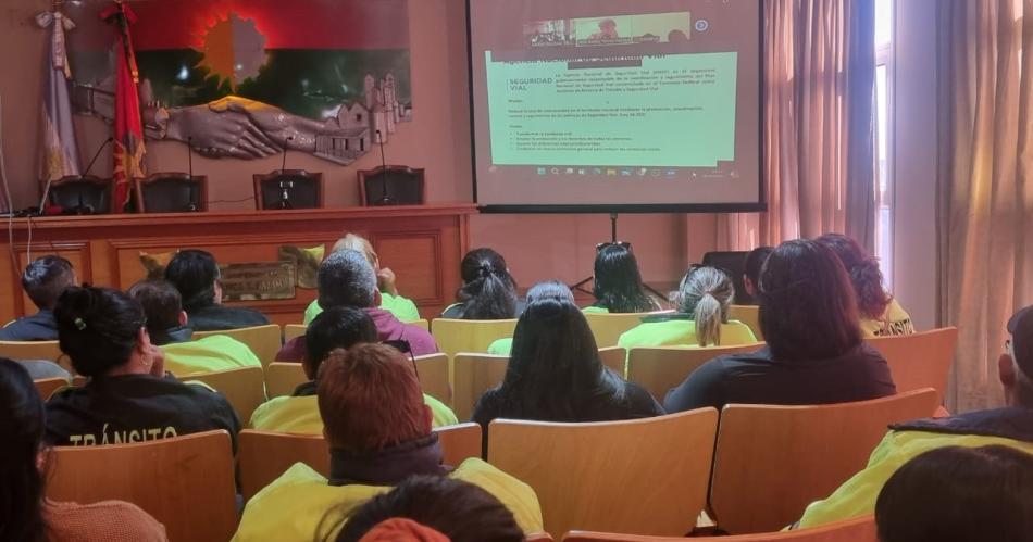 Brindaron un curso sobre Seguridad vial infantil en la ciudad de Friacuteas