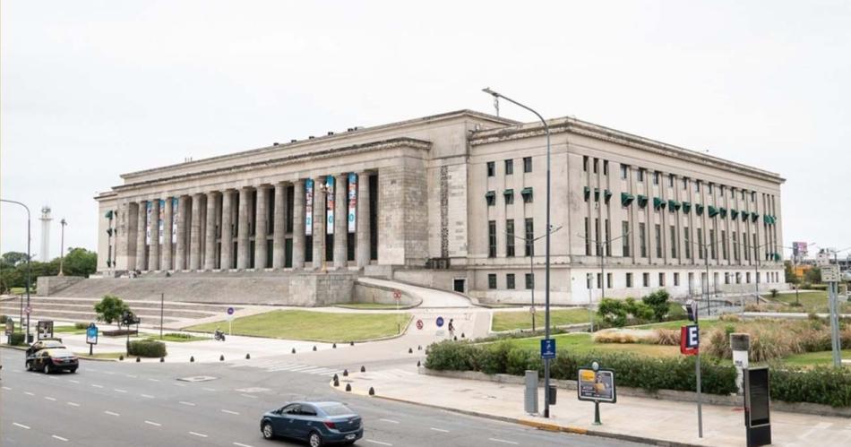 El rector de la UBA advierte sobre el posible cierre de la universidad