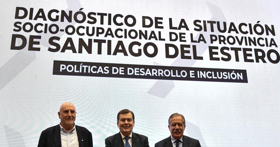 Zamora participoacute de la presentacioacuten del diagnoacutestico de la situacioacuten Socio-Ocupacional de Santiago