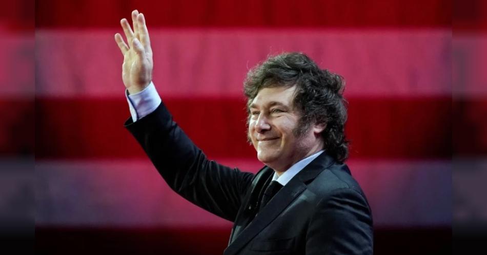 Javier Milei ya graboacute el mensaje que daraacute por cadena nacional- cuaacutento duraraacute