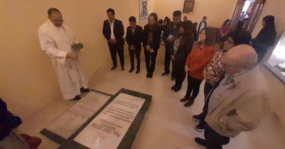 Se realizoacute un emotivo acto para recordar a monsentildeor Jorge Gottau