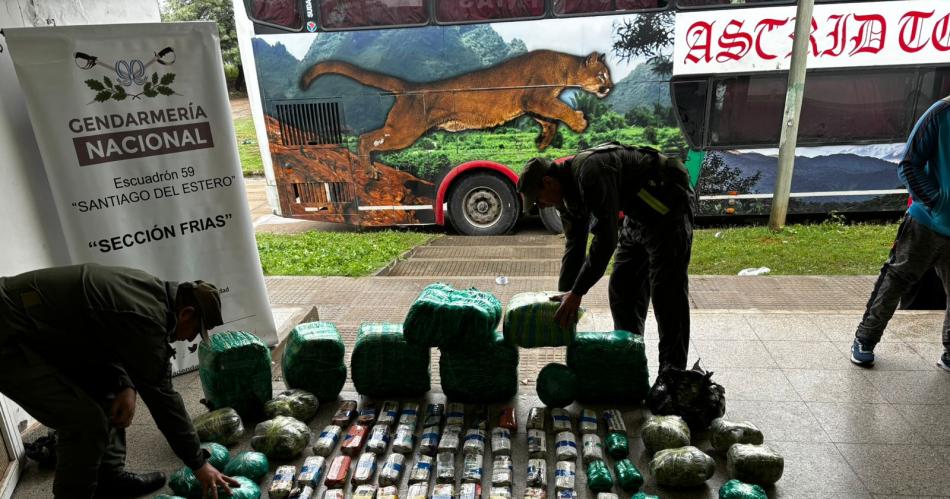 Friacuteas- incautan un tour de compras con mercaderiacutea ilegal a bordo