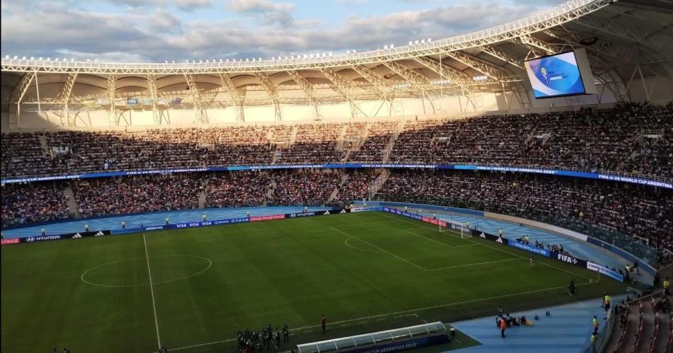 Enorme expectativa por ver la final de la Copa de la Liga en Santiago 