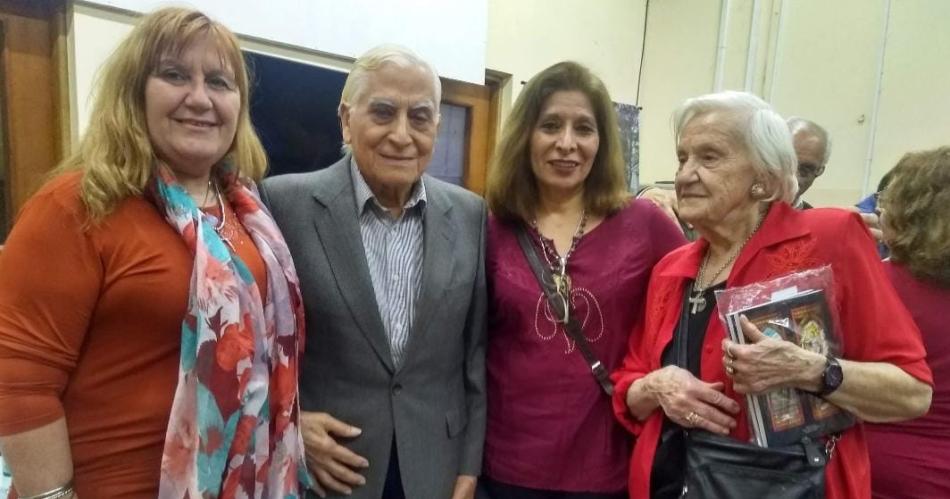 La Banda de luto por el fallecimiento de un reconocido y querido poeta