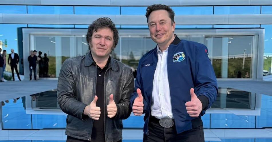 Elon Musk en sus redes sociales- Recomiendo invertir en Argentina