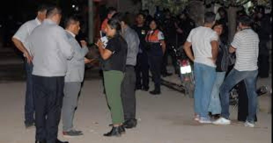REDADAS Fiscales y policías coparon varias casas y tumbaron a tres familiares de Rampuilla