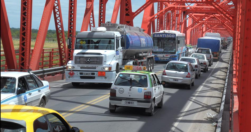Informan cuaacutendo estaraacute inhabilitado el Puente Carretero para tareas de limpieza
