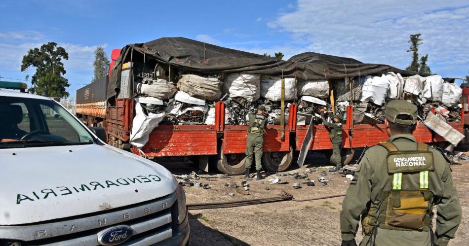 Camionero fue demorado con maacutes de 85 millones de pesos en cobre