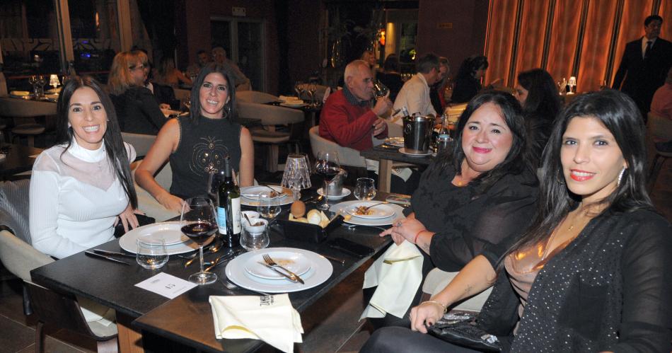 JAF DEJOacute TODOS SUS EacuteXITOS EN ZAMBRA COCINA DE AUTOR