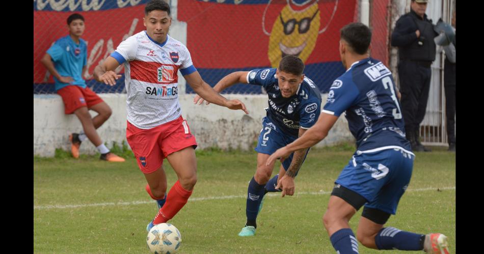 David Véliz: "Sabemos lo que este grupo es capaz de hacer" - El santiagueño  se ganó la titularidad en base a buenos rendimientos. Volví al club para  esto. Hay que seguir por