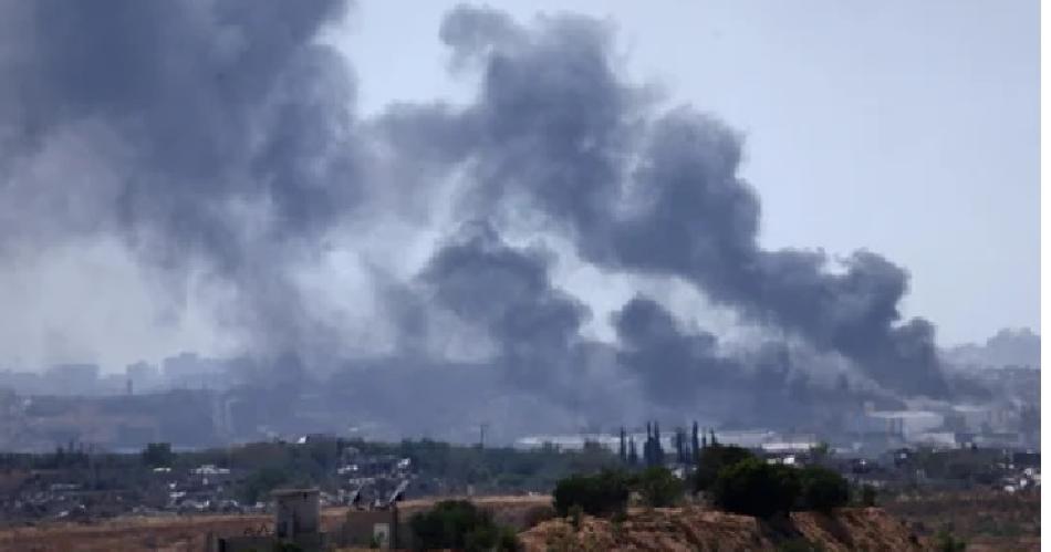 Intensos combates entre Israel y Hamaacutes en el norte de Gaza