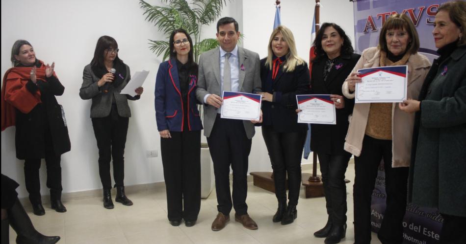 Emotivo acto por el Diacutea Nacional del Donante de Oacuterganos y Tejidos