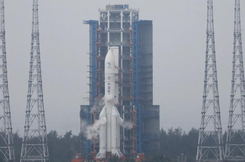 Gran salto para la humanidad- la nave espacial china Change-6 aterrizoacute en la cara oculta de la Luna