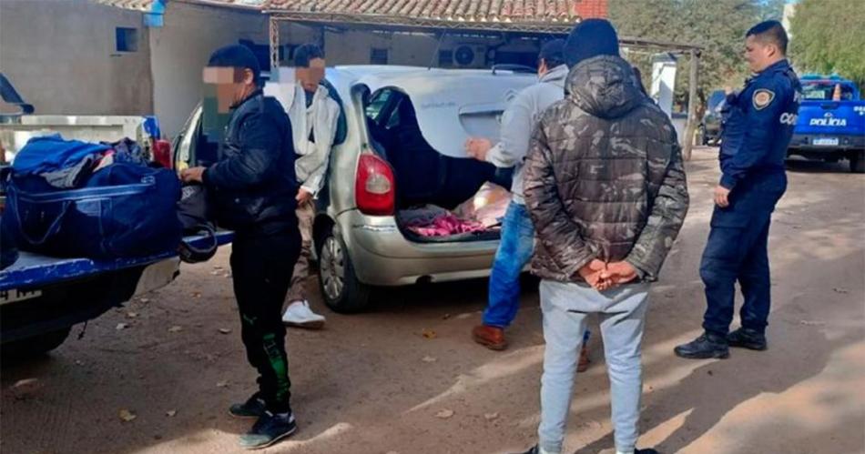PROCEDIMIENTO Los policías habrían constatado la documentación de la menor y luego le permitieron continuar su viaje