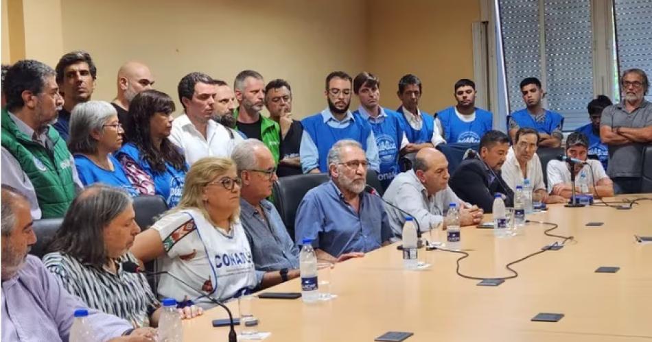 Gremios universitarios convocan a un nuevo paro nacional- cuaacutendo y por cuaacutento tiempo