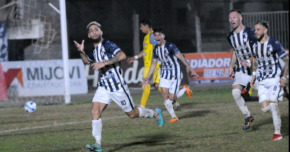 Sarmiento sufrioacute para ganarle a Crucero del Norte y acaricia la clasificacioacuten