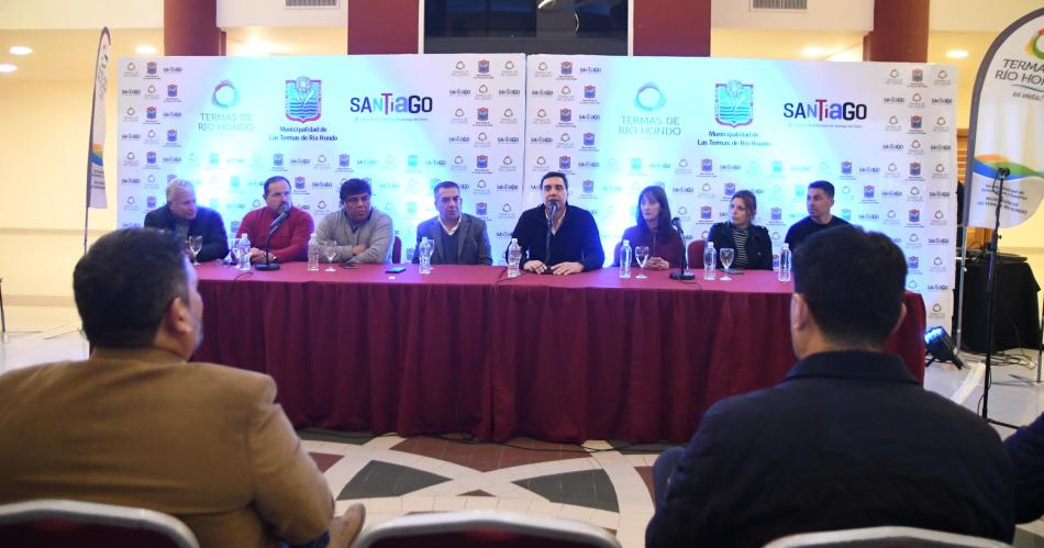 Maacutes sorpresas a la llegada de las copas de la Seleccioacuten a Las Termas