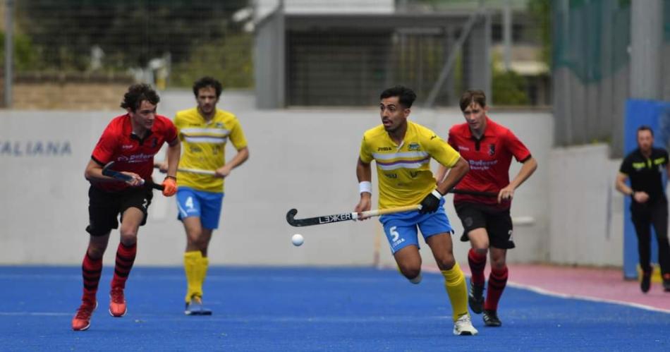 El santiaguentildeo Leandro Caacuterdenas se consagroacute campeoacuten en el hockey italiano