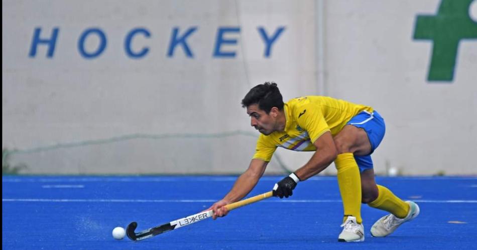 El santiaguentildeo Leandro Caacuterdenas se consagroacute campeoacuten en el hockey italiano