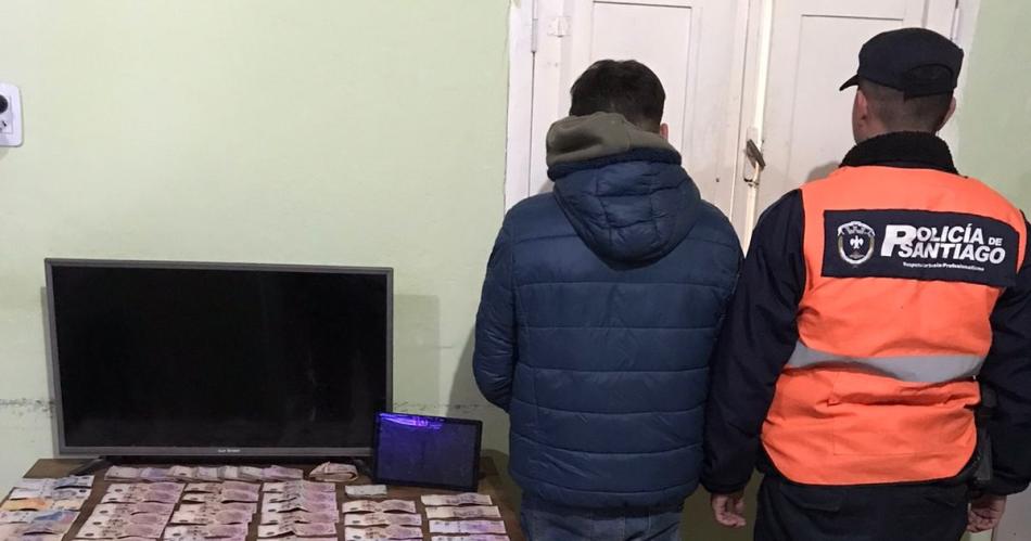 Portentildeo rompioacute una ventana y roboacute un TV una tablet y 25000