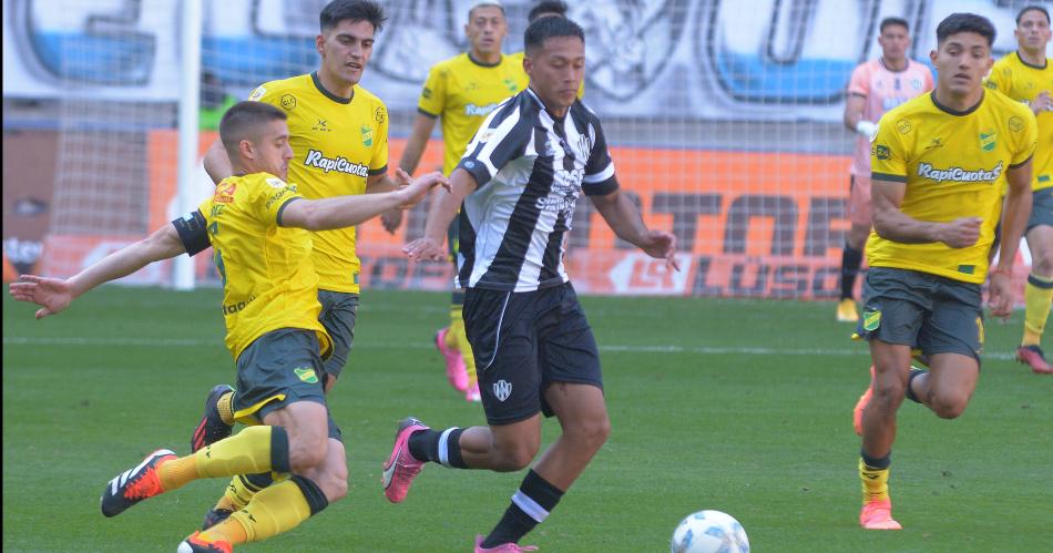 Rodrigo Atencio asumioacute el rol de generador de juego en Central