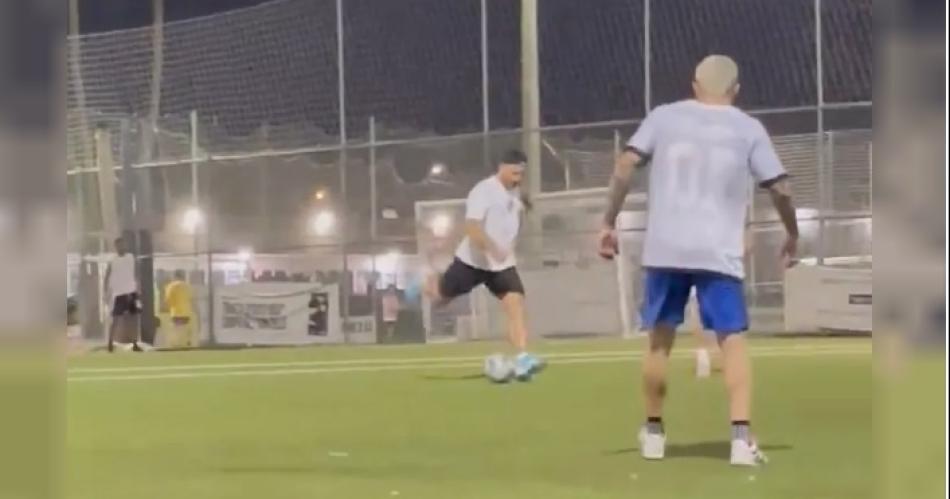 VIDEO VIRAL Con la magia intacta- el golazo del Kun Aguumlero en un picado con amigos