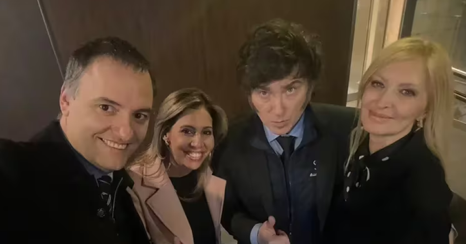 Milei publicoacute su primera foto con Yuyito Gonzaacutelez- Con mi novia