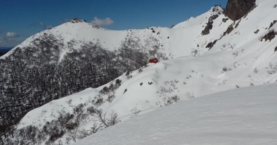 Hallaron al que sobrevivioacute a la avalancha del Cerro Loacutepez de Bariloche