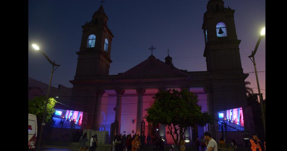FOTOS Asiacute se prepara la Catedral Basiacutelica para la ceremonia del traspaso de la sede primada a Santiago