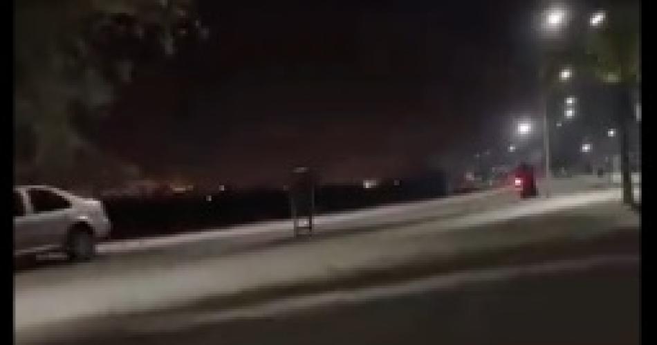 Un adolescente de 17 antildeos fallecioacute tras caer de su motocicleta mientras corriacutea picadas