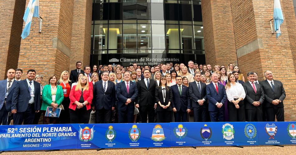 Parlamento del Norte Grande- eneacutergica defensa del federalismo